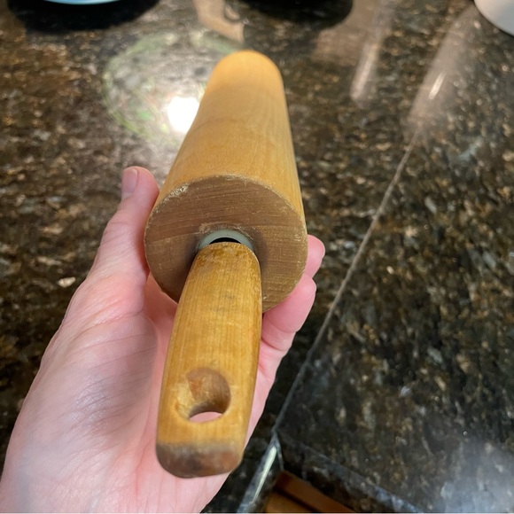 Vintage Wooden Rolling Pin - Picture 2 of 5